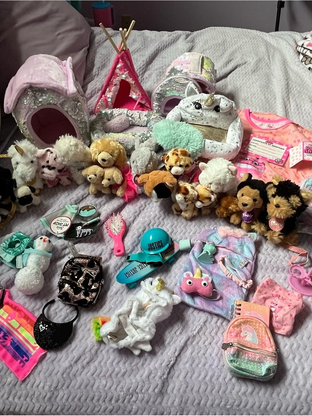 Justice Pet Shop Bundle – accessories and plush